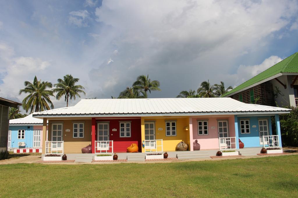 Ocean Front Campgrounds Ngwesaung Zewnętrze zdjęcie